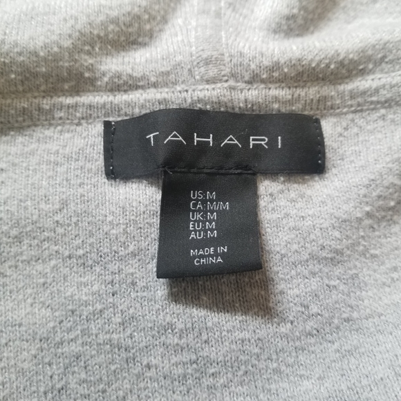 Tahari Womens Deep Vneck Half Sleeve Hooded Sweater Med Relaxed Kangaroo Pocket - Picture 3 of 10
